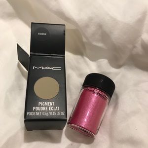 MAC Pigment